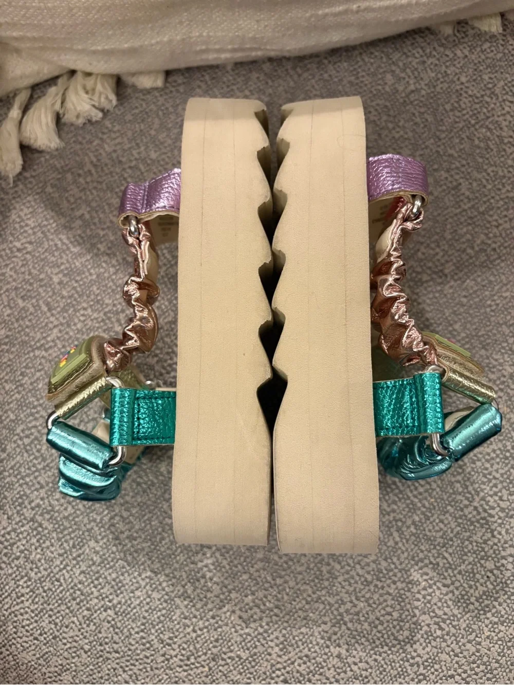 Kurt Geiger shiny multicolor